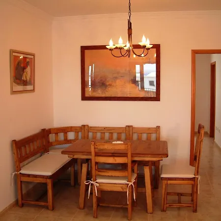 Villa 4 Bedroom Saturn With Private Heated Pool *